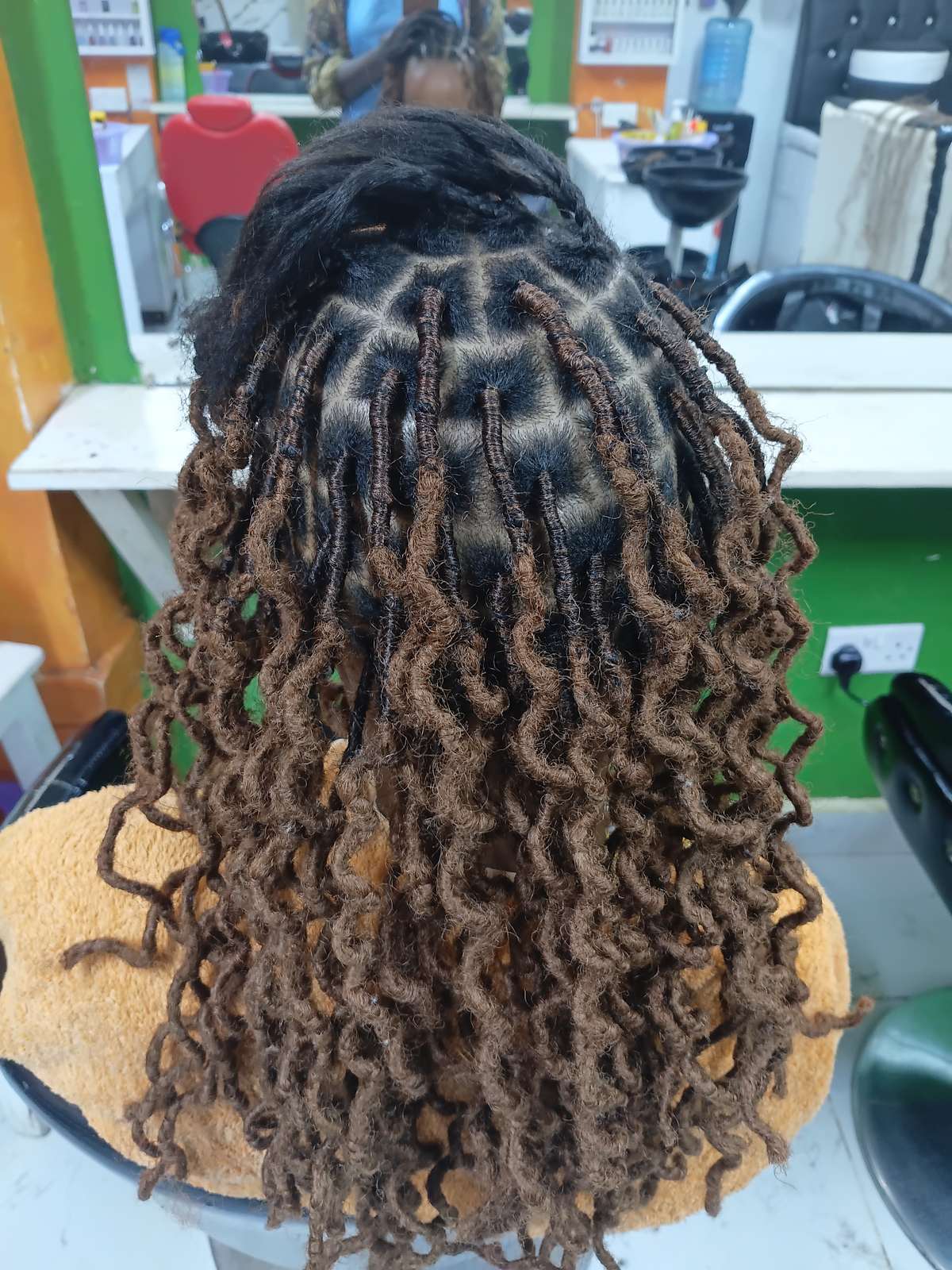 Hair dresser
