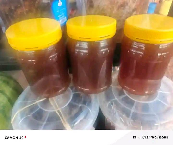 Pure local honey