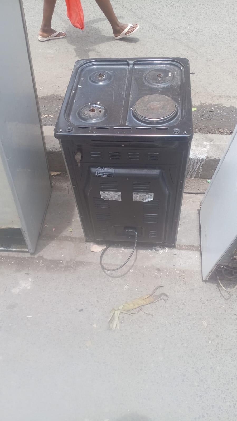 Cooker