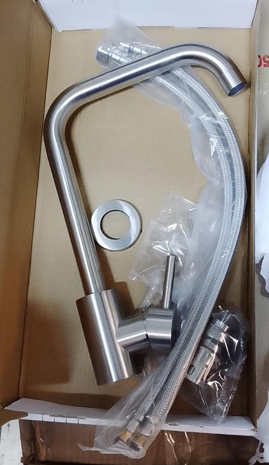 Kitchen mixer pillar