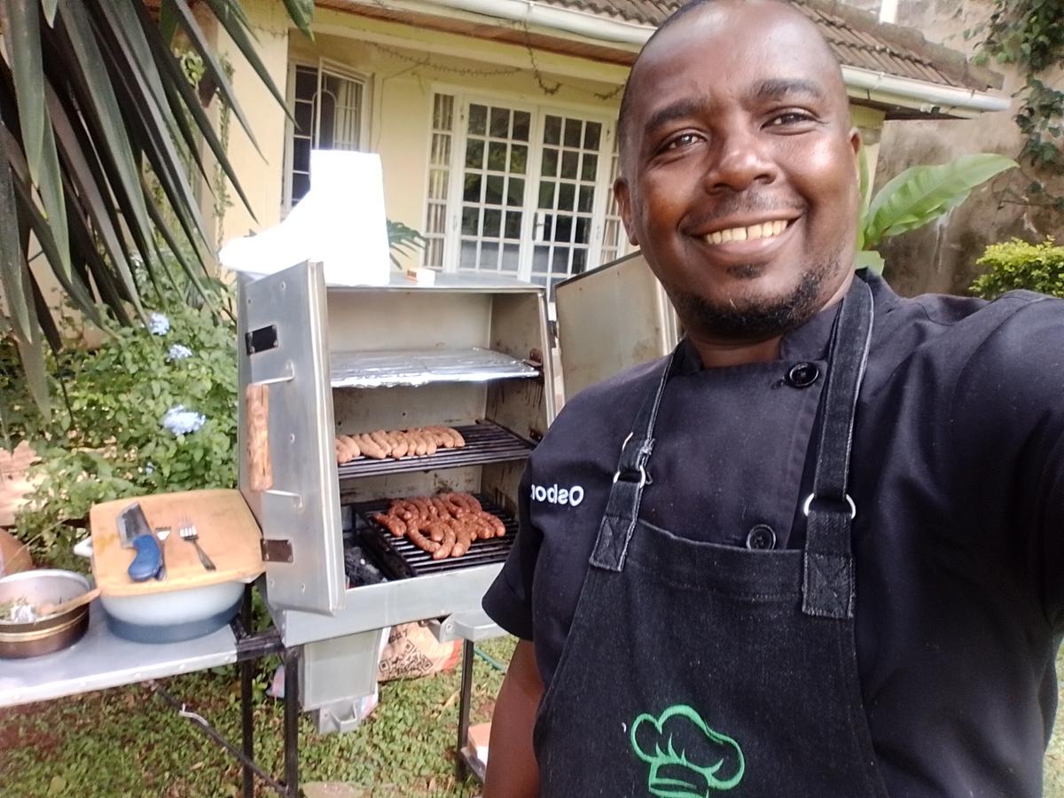 Home calls catering.