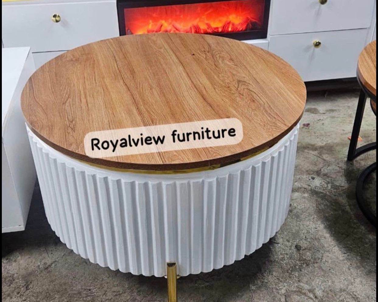 Readily available round table