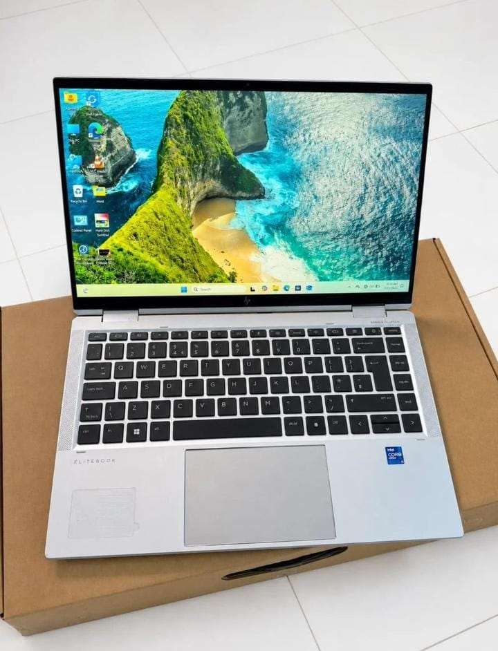 HP EliteBook 1040 G8 x360 14" Touch - Intel i7 11th Gen 32GB RAM 512GB SSD